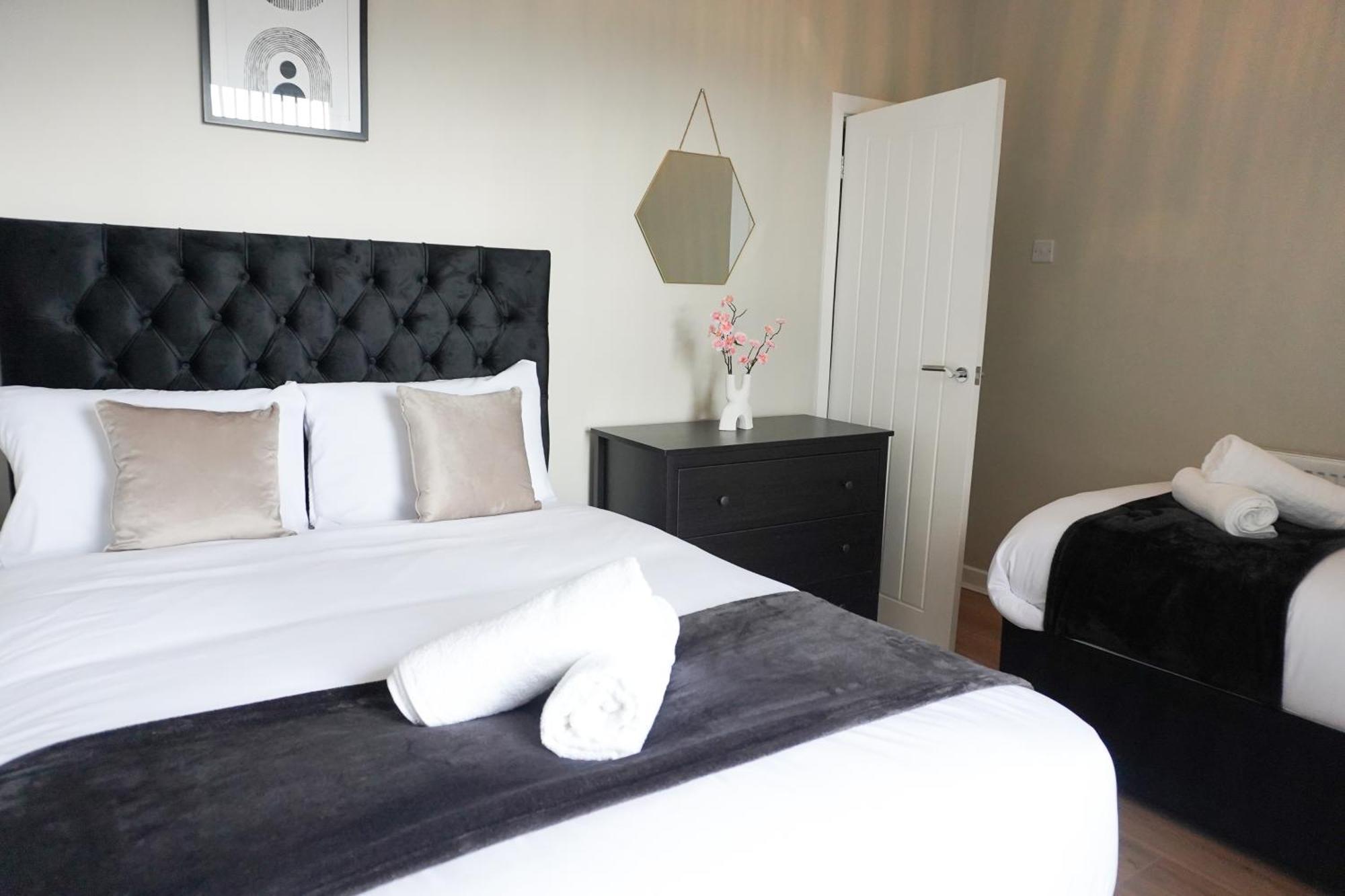 2 Bedroom House 10 Mins To City Centre & Albert Dock リヴァプール エクステリア 写真